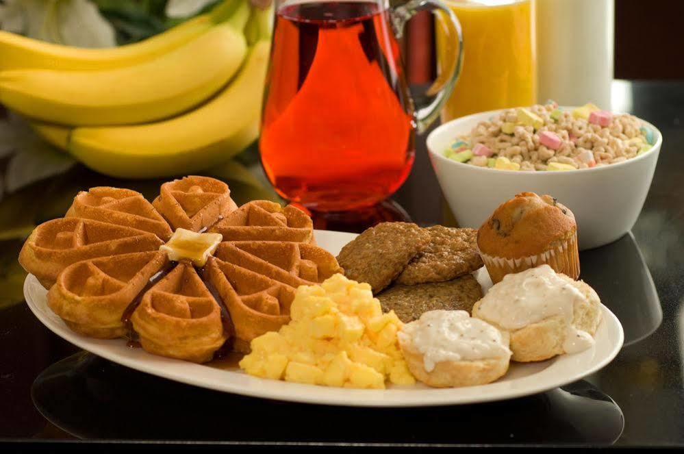 Drury Inn & Suites Columbia Stadium Boulevard Ngoại thất bức ảnh