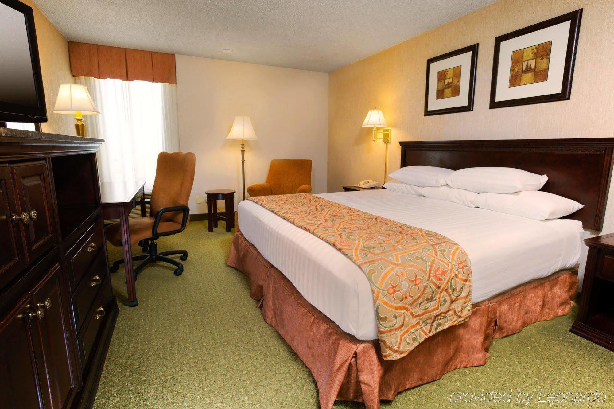 Drury Inn & Suites Columbia Stadium Boulevard Ngoại thất bức ảnh
