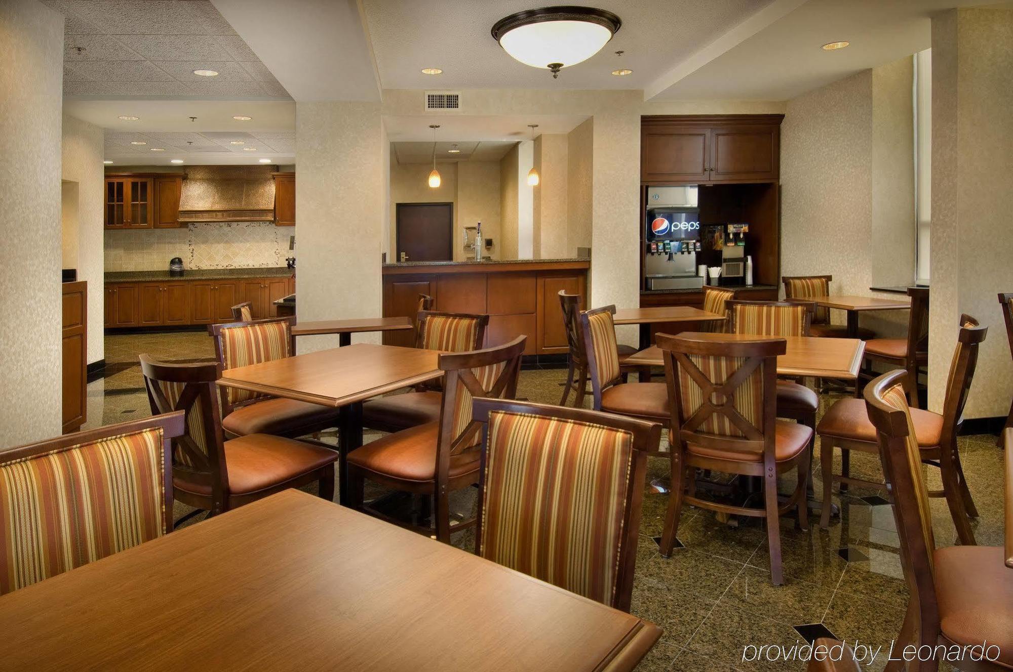 Drury Inn & Suites Columbia Stadium Boulevard Ngoại thất bức ảnh